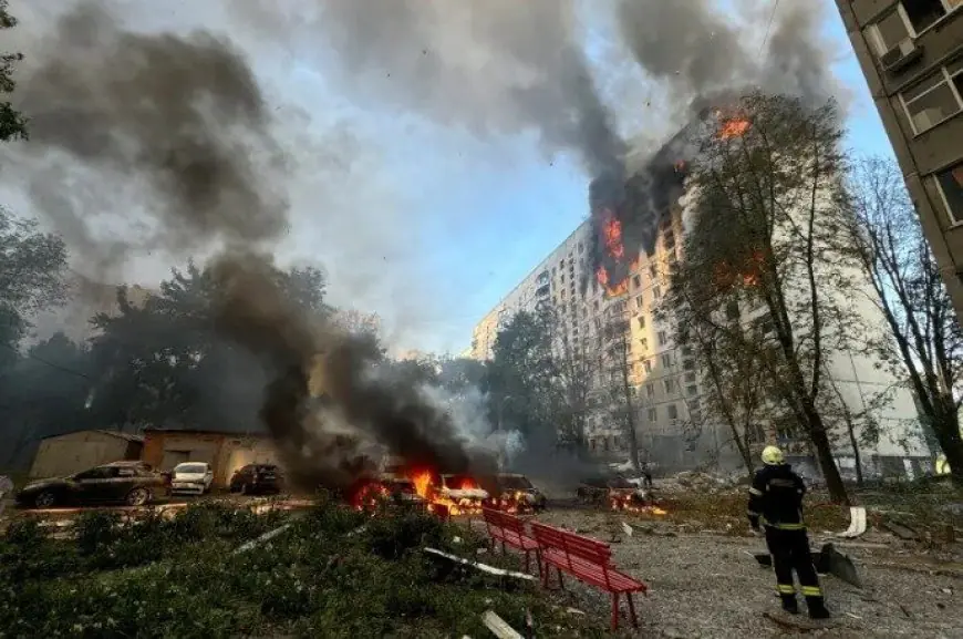 Russian Strike on Ukraine's Kharkiv Leaves Six Dead, Dozens Injured