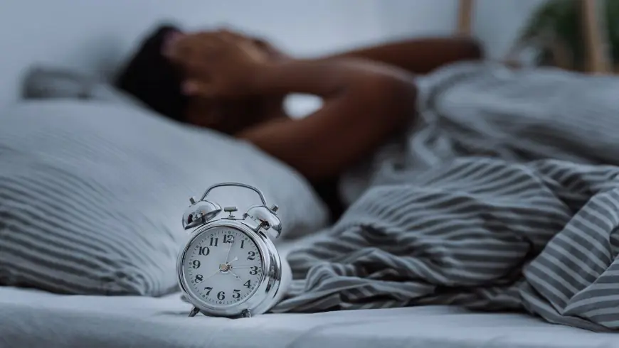 Is waking up late predominant to rising early? A neurologist breaks it down for us